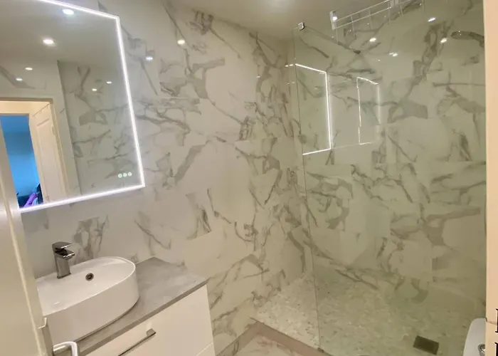 Daire Ouest- 2p Au Calme, Piscine, Ac